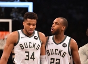 开云体育-雄鹿靠米德尔顿绝杀，拿下对阵黄蜂