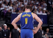 开云体育中国-勇士成员赛后争执，球队内部如何解决？，掌声雷动的简单介绍