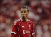 开云体育平台APP-利物浦主帅被曝与裁判私交甚密，引发热议