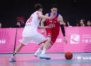 开云体育入口-江苏男篮击败对手，豪取五连胜，气势如虹