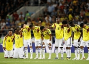 开云下载-哥伦比亚豪取胜利，晋级希望渐浓，全场震撼