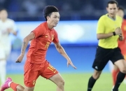 开云体育-包含上海海港力克大连一方，继续保持不败战绩的词条