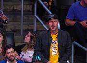 开云下载-包含湖人轻取新疆队，福克斯惊艳四座的词条