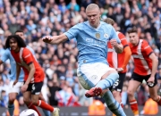 开云平台-曼城客场逆袭，取得来势汹汹的胜利