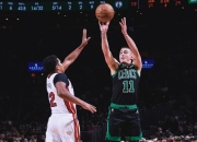 开云体育入口-热火客场擒凯尔特人，稳坐东部前列