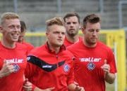 开云体育app-蒙特雷防线协作提升，力求限制攻击