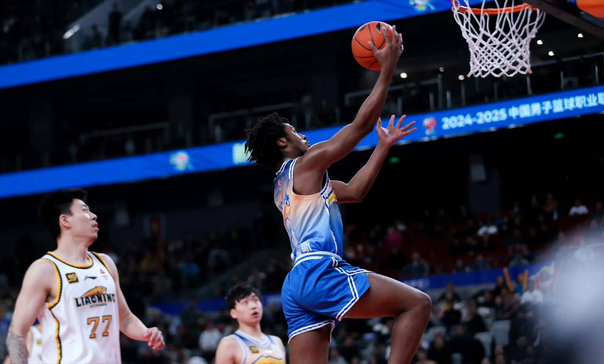 关于队内球员个人训练加量，迎接困难近期比赛的信息