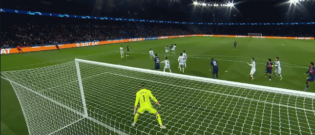 巴黎圣日耳曼前锋奋力冲刺欧洲杯预选赛的简单介绍