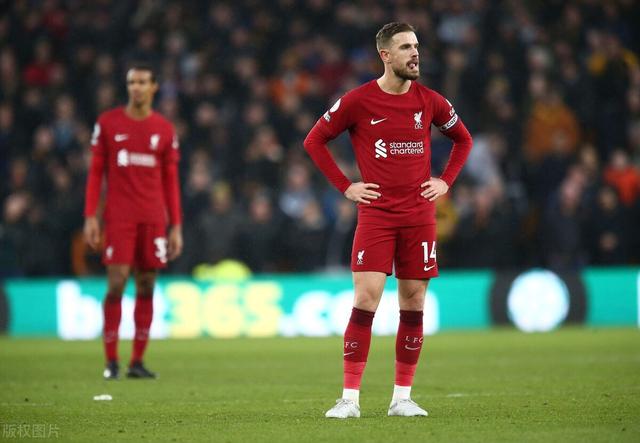 佛罗西诺内客场惨败于罗马，遭遇四连败