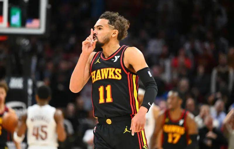 老鹰队晋级季后赛,特雷杨夺得赛场一战 老鹰队晋级季后赛,特雷杨夺得赛场一战