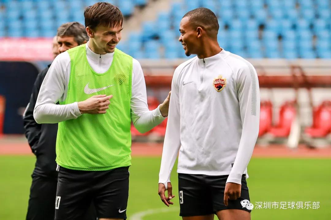 包含深圳佳兆业客场大胜，近期表现令人满意的词条