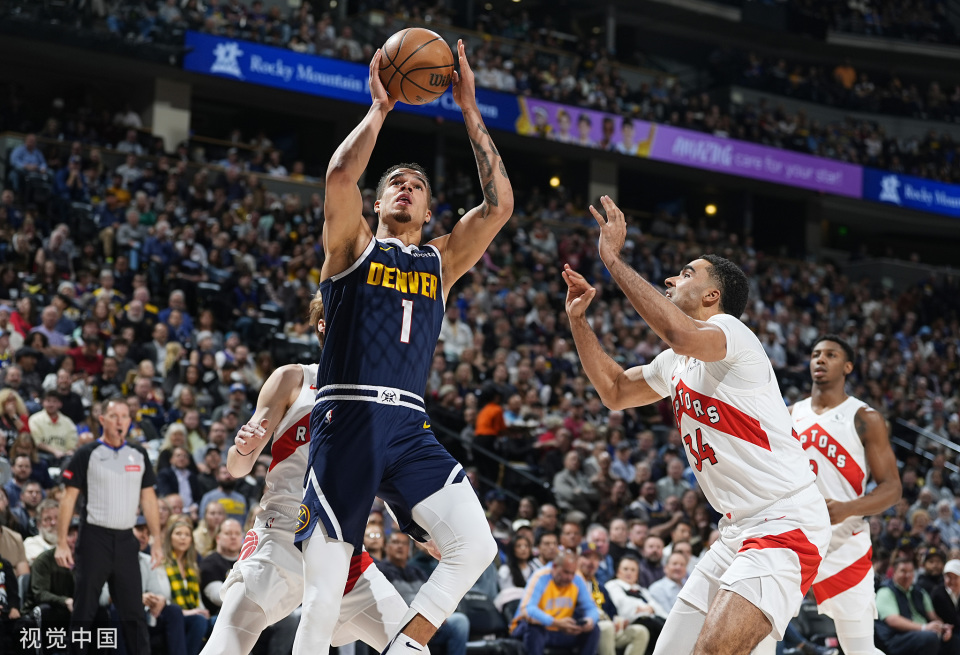 猛龙顽强逆转，一举击败对手晋级