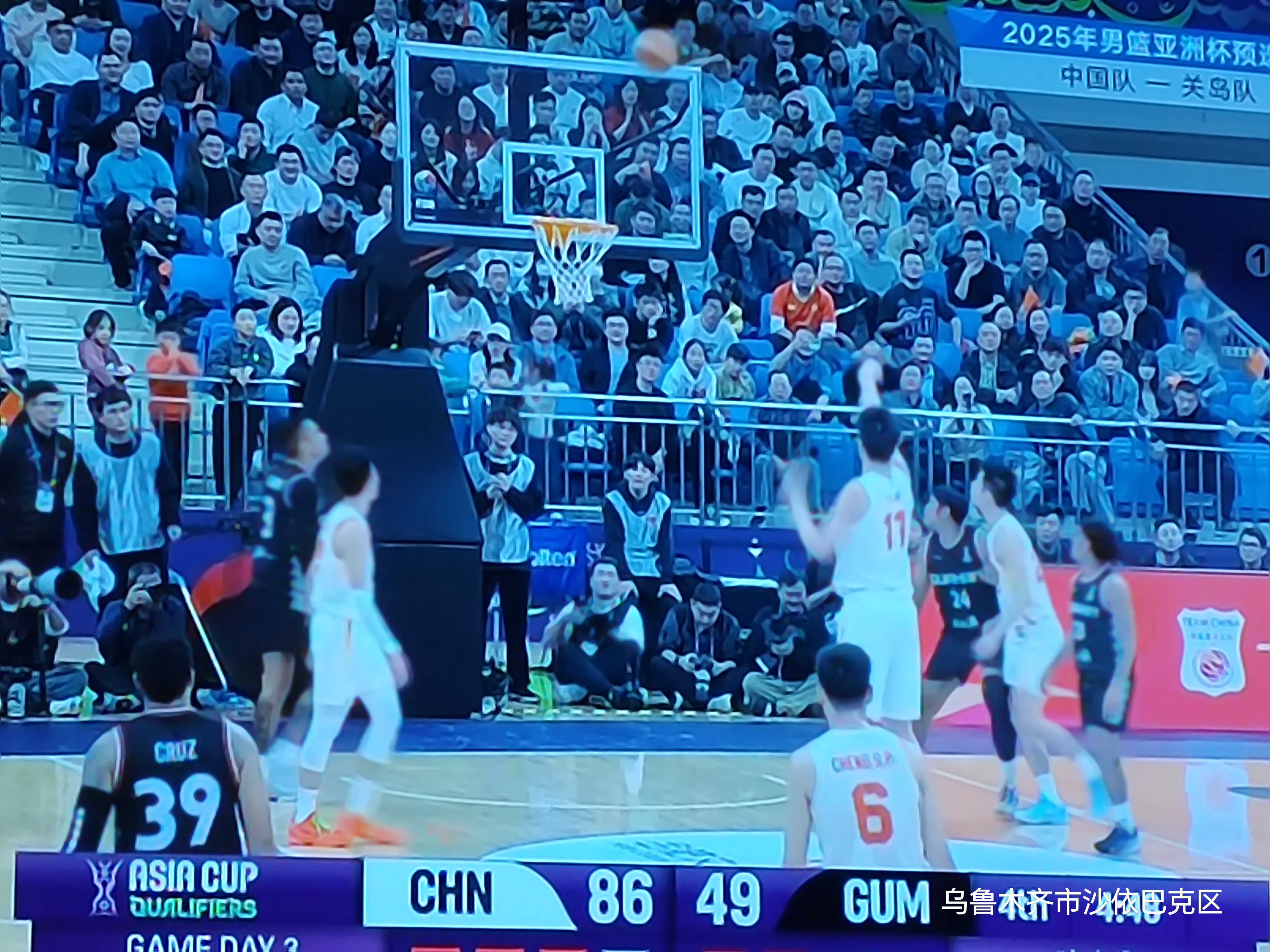 亚洲篮球联赛上一场关键胜利推动球队排名上升的简单介绍