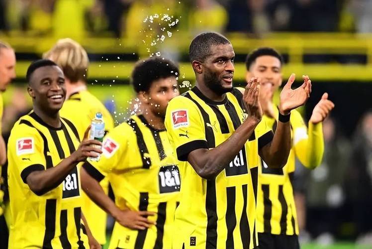 关于多特蒙德客场失分，形势多变备战下轮的信息