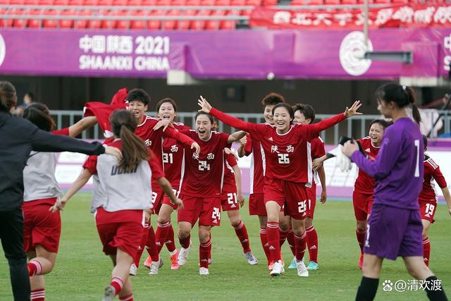 关于逐鹿雌雄,女足比赛场上呈现出一派热火朝天的景象的信息 关于逐鹿雌雄,女足比赛场上呈现出一派热火朝天的景象的信息