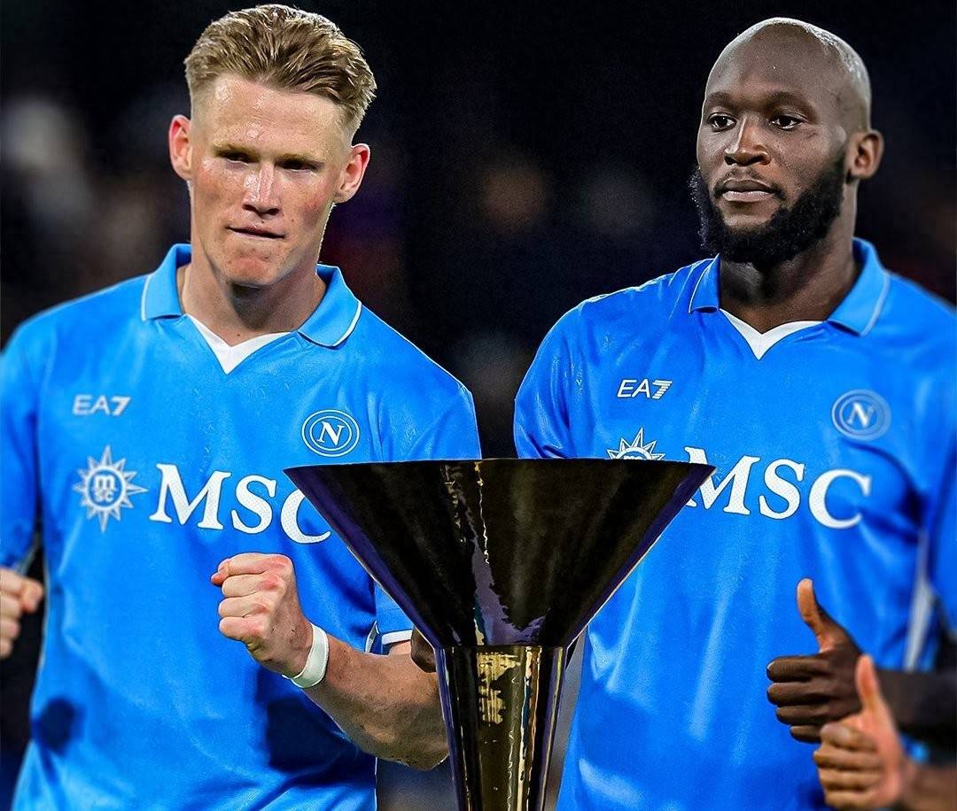 卢卡库神勇破门带领曼联晋级 卢卡库神勇破门带领曼联晋级