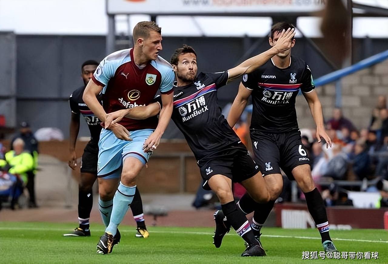 关于沃特福德豪取客场三分,主教练振振有词鼓励球员的信息 关于沃特福德豪取客场三分,主教练振振有词鼓励球员的信息