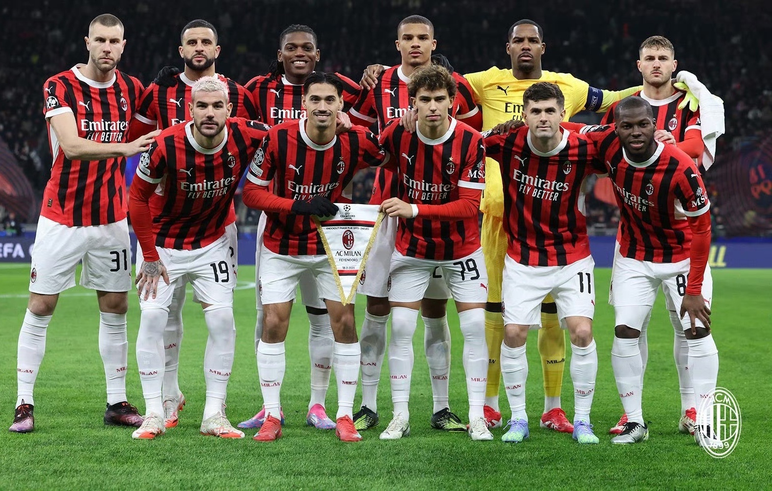 关于欧预赛战事激烈，球队为荣誉拼尽全力的信息