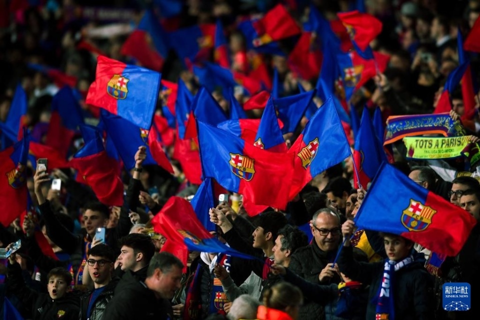 梅西莱万多夫施令奇迹，巴萨晋级欧冠