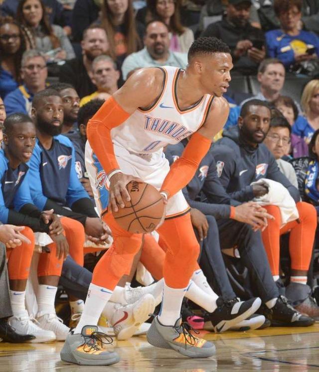 小牛队新球衣曝光，引发球迷热议？