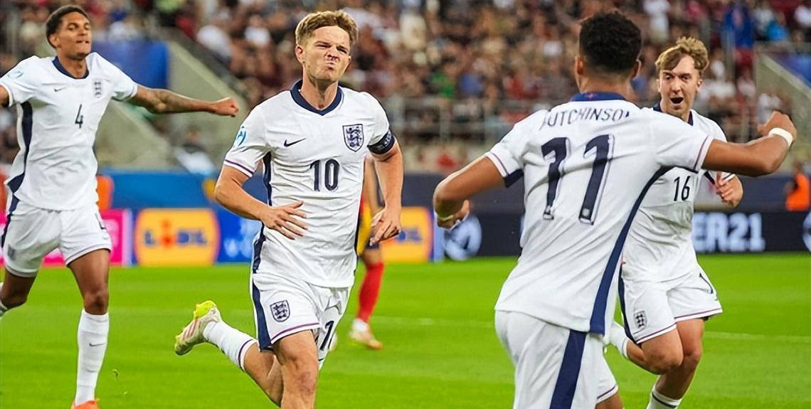 包含比利时足球明星超越英格兰中场崭露头角的词条