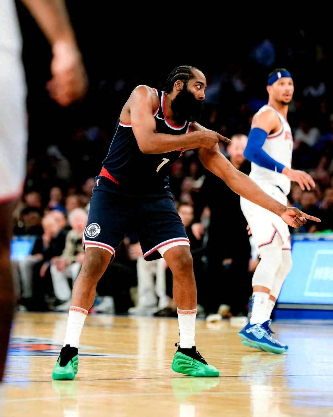 包含快船力克尼克斯,迎来胜利的词条 包含快船力克尼克斯,迎来胜利的词条