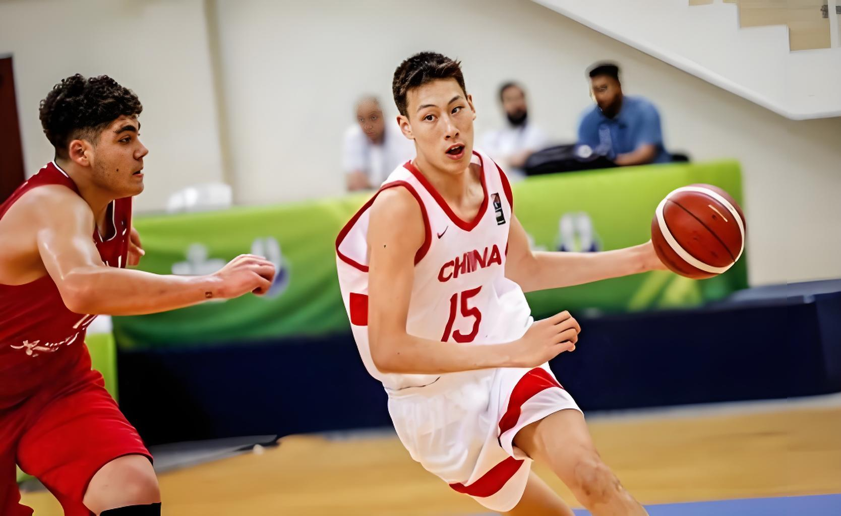 包含东亚选拔赛事天才涌现东亚球队新秀崭露头角的词条