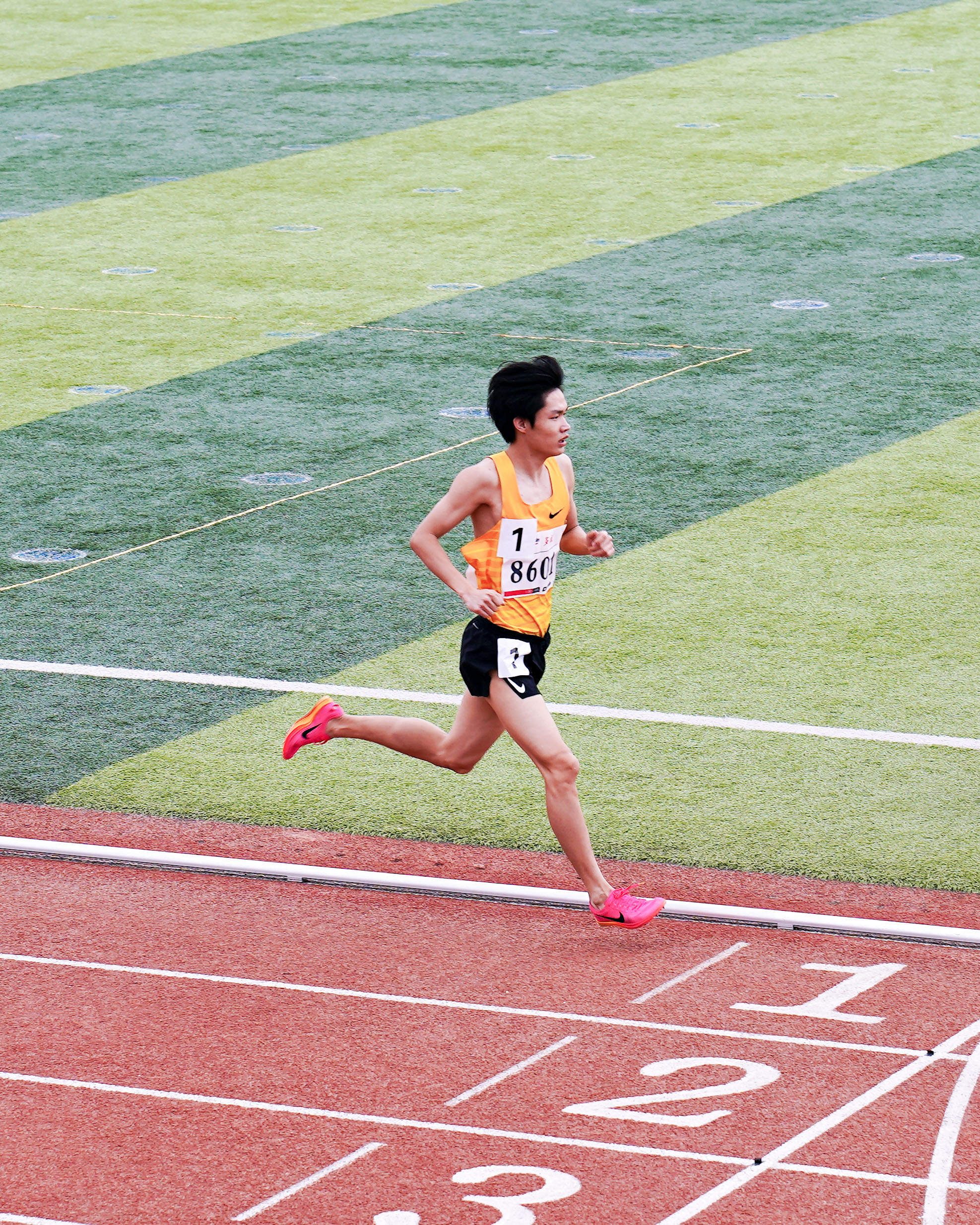 田径比赛再创佳绩,中国选手夺走冠军 田径比赛再创佳绩,中国选手夺走冠军