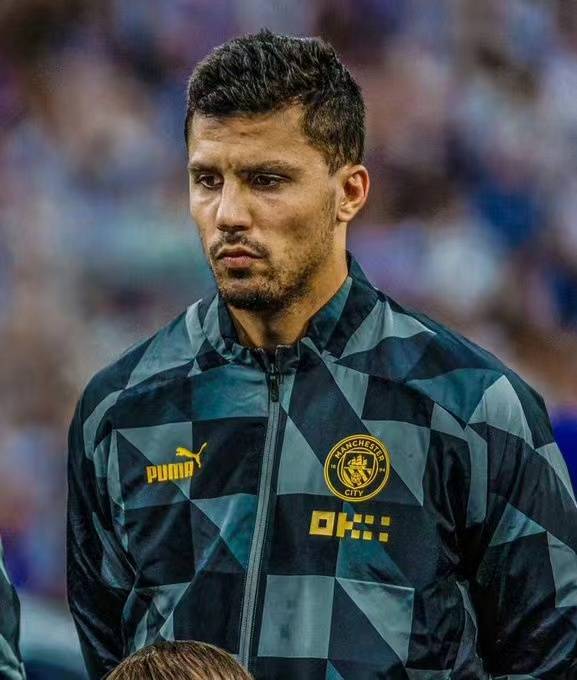 达科斯塔斯首开纪录，为球队带来胜利的曙光，振奋人心