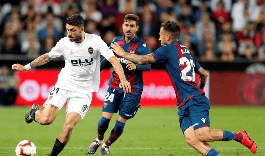 塞维利亚客场击败毕尔巴鄂，积分榜上升，势不可挡