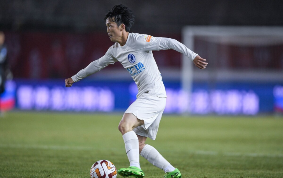 大连人客场大胜,保级走势积极,表现亮眼 大连人客场大胜,保级走势积极,表现亮眼