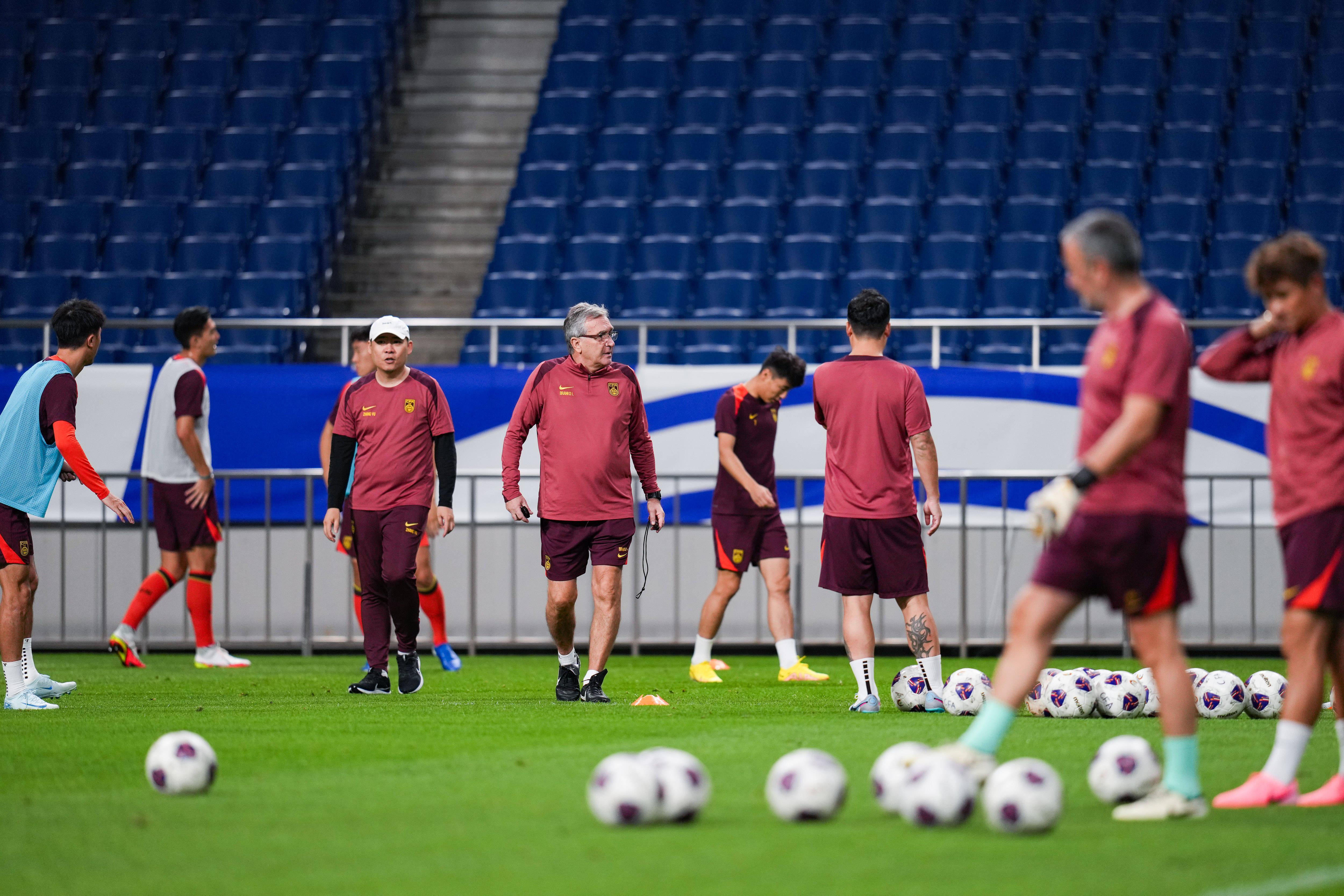 关于日本联赛的精彩对决吸引了观众,引发热议的信息 关于日本联赛的精彩对决吸引了观众,引发热议的信息