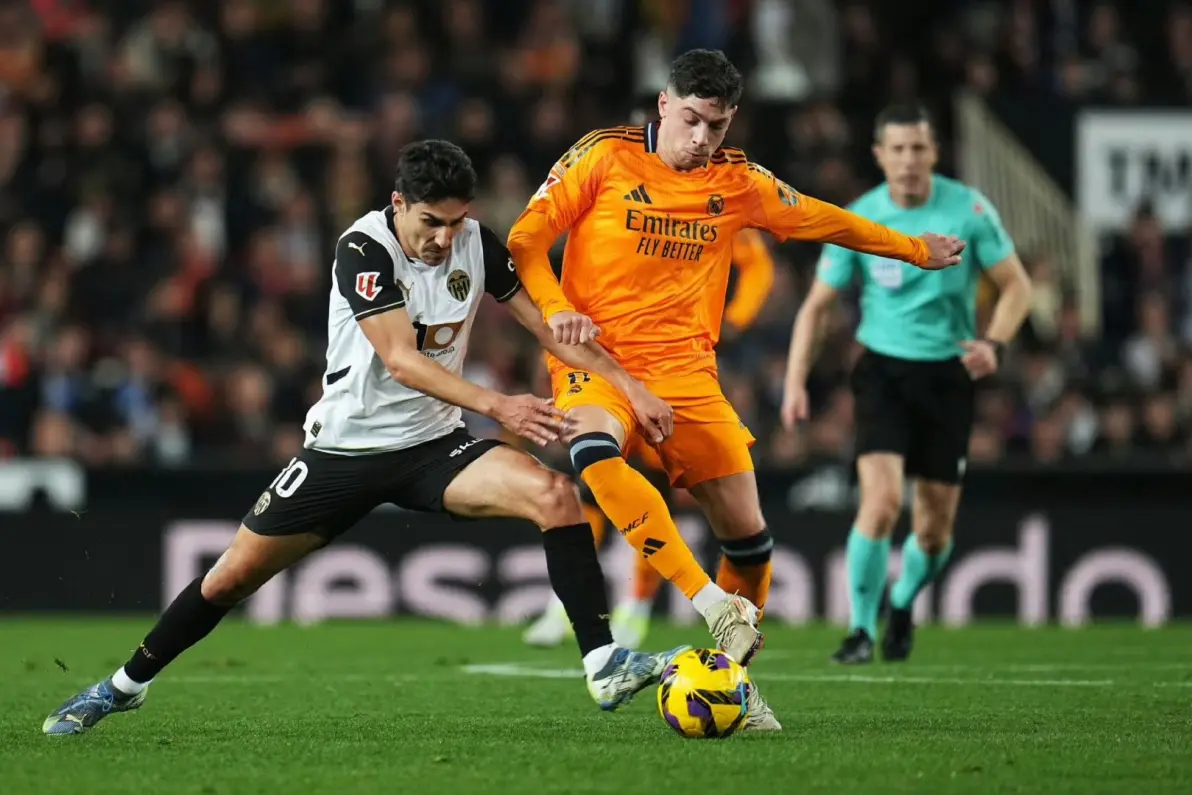 格拉纳达击败瓦伦西亚,晋级欧洲足球争霸战,全场震撼 格拉纳达击败瓦伦西亚,晋级欧洲足球争霸战,全场震撼