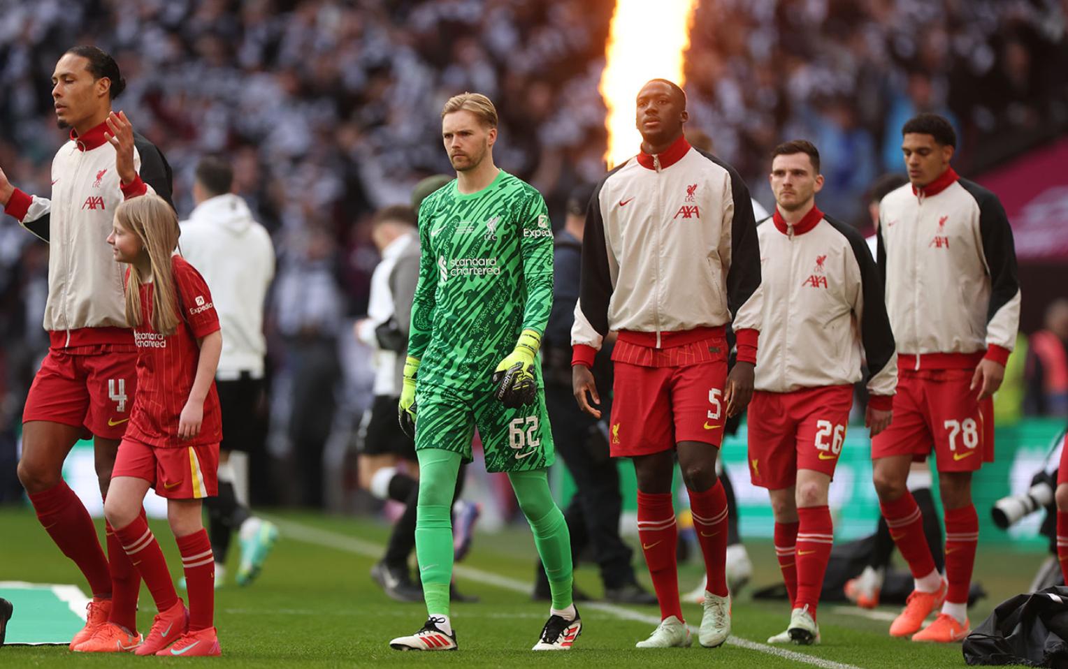 纽卡斯尔主场落败，陷入降级泥潭，振奋人心