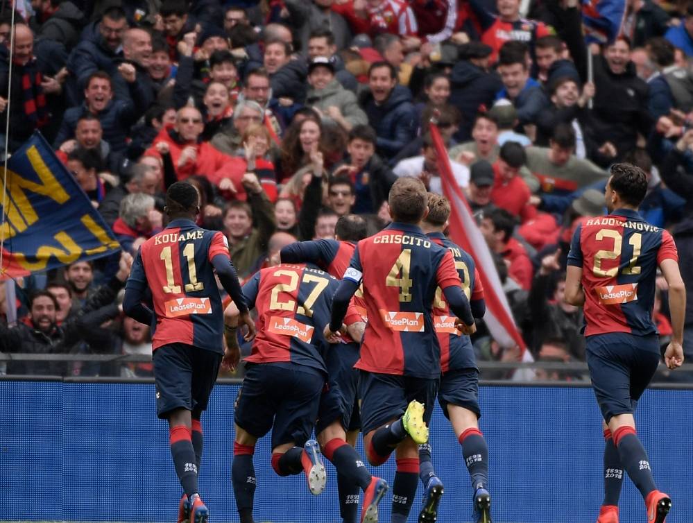 热那亚客场不敌对手,降级形势岌岌可危,表现亮眼 热那亚客场不敌对手,降级形势岌岌可危,表现亮眼