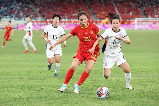 亚洲女足杯赛开战，球队奋力争胜，引发热议的简单介绍