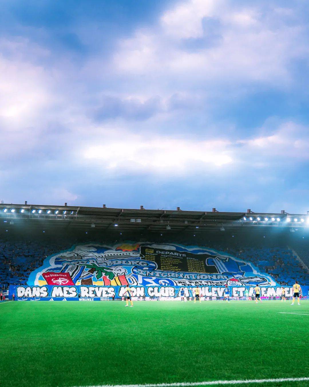 包含斯特拉斯堡队在比赛中掀起波澜,振奋人心的词条 包含斯特拉斯堡队在比赛中掀起波澜,振奋人心的词条