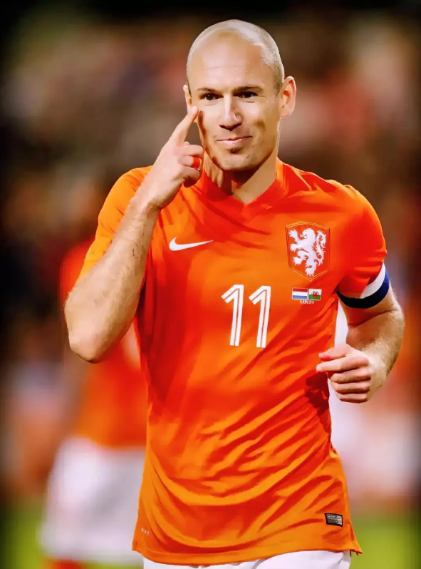 包含欧洲杯巨星信手拈来，狂射如潮横扫对手，战绩斐然的词条