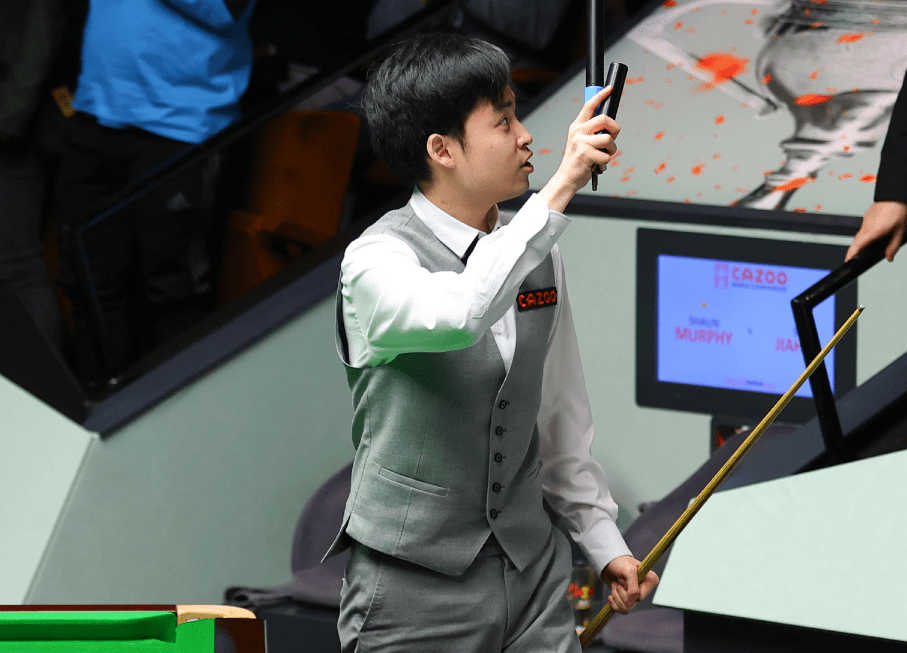 也门球队大比分胜利杀入半决赛，振奋人心