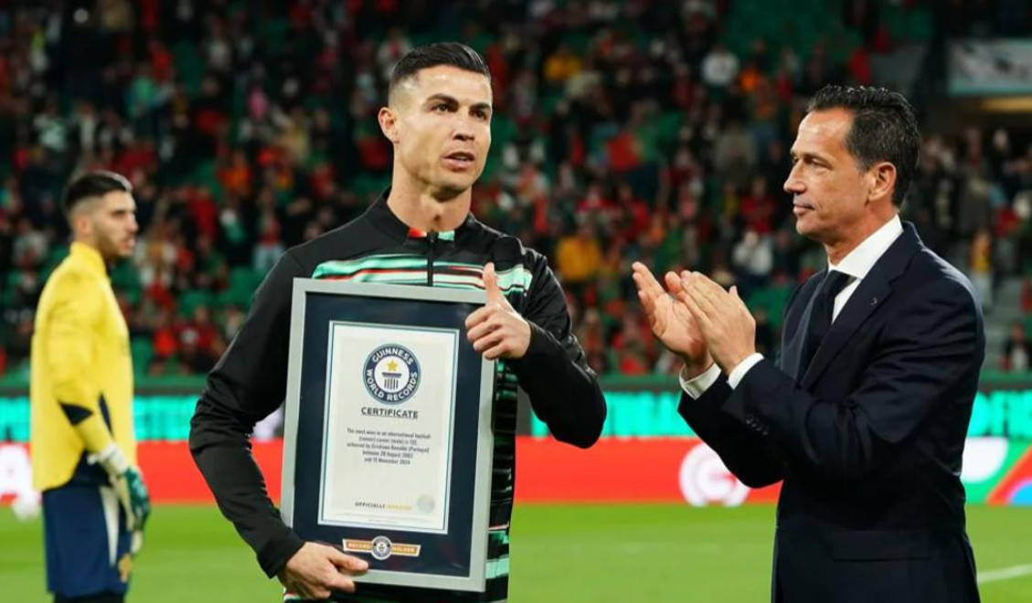 葡萄牙队在困境中逆转胜局,取得比赛,振奋人心 葡萄牙队在困境中逆转胜局,取得比赛,振奋人心