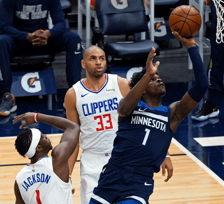 河南建业防线疲软,竟一败涂地被对手击溃,势不可挡 河南建业防线疲软,竟一败涂地被对手击溃,势不可挡