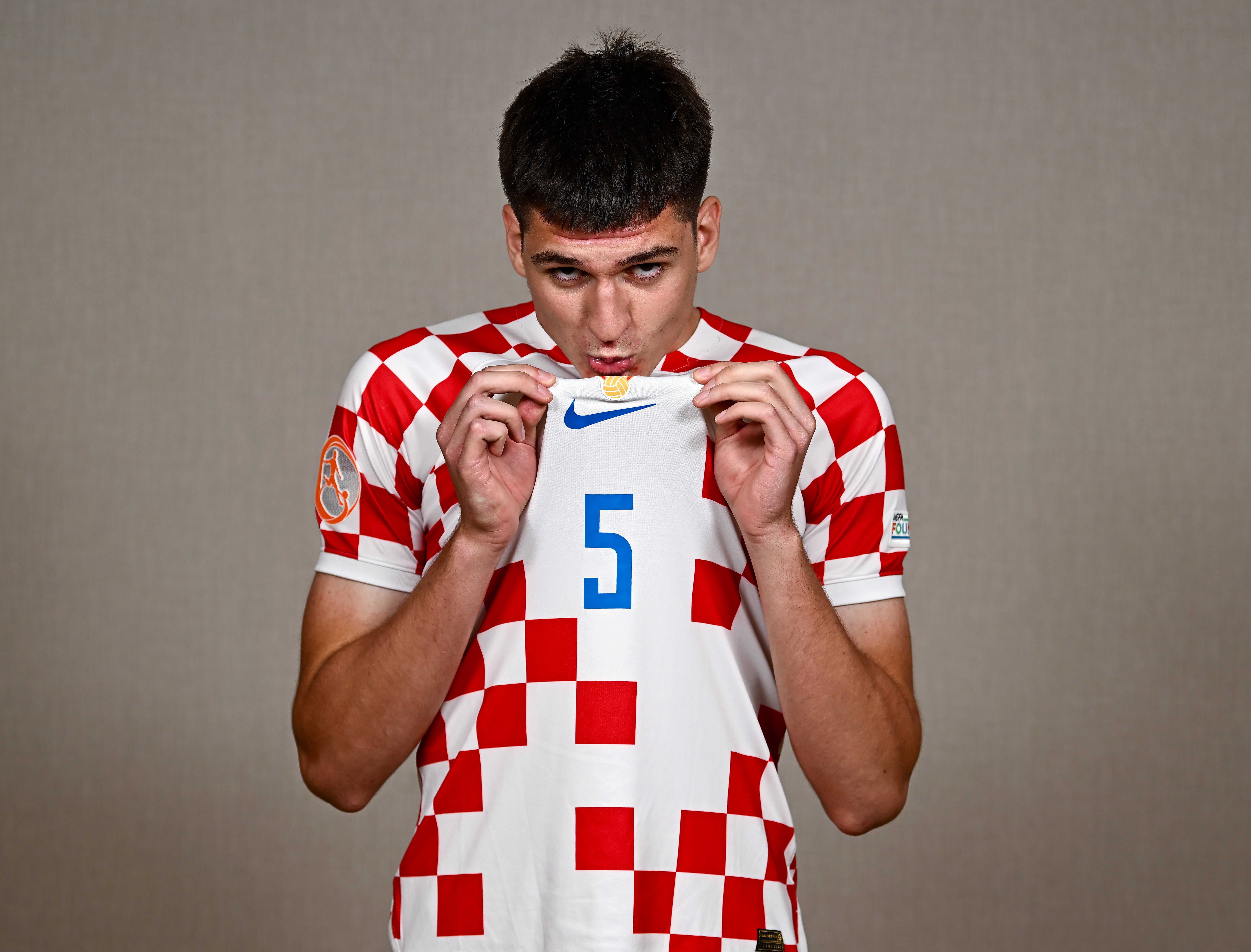 关于克罗地亚队表现抢眼，晋级希望在望，战绩斐然的信息