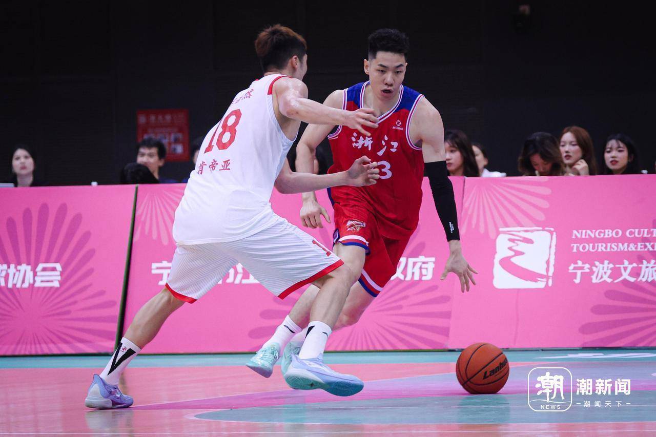 江苏男篮击败对手,豪取五连胜,气势如虹 江苏男篮击败对手,豪取五连胜,气势如虹