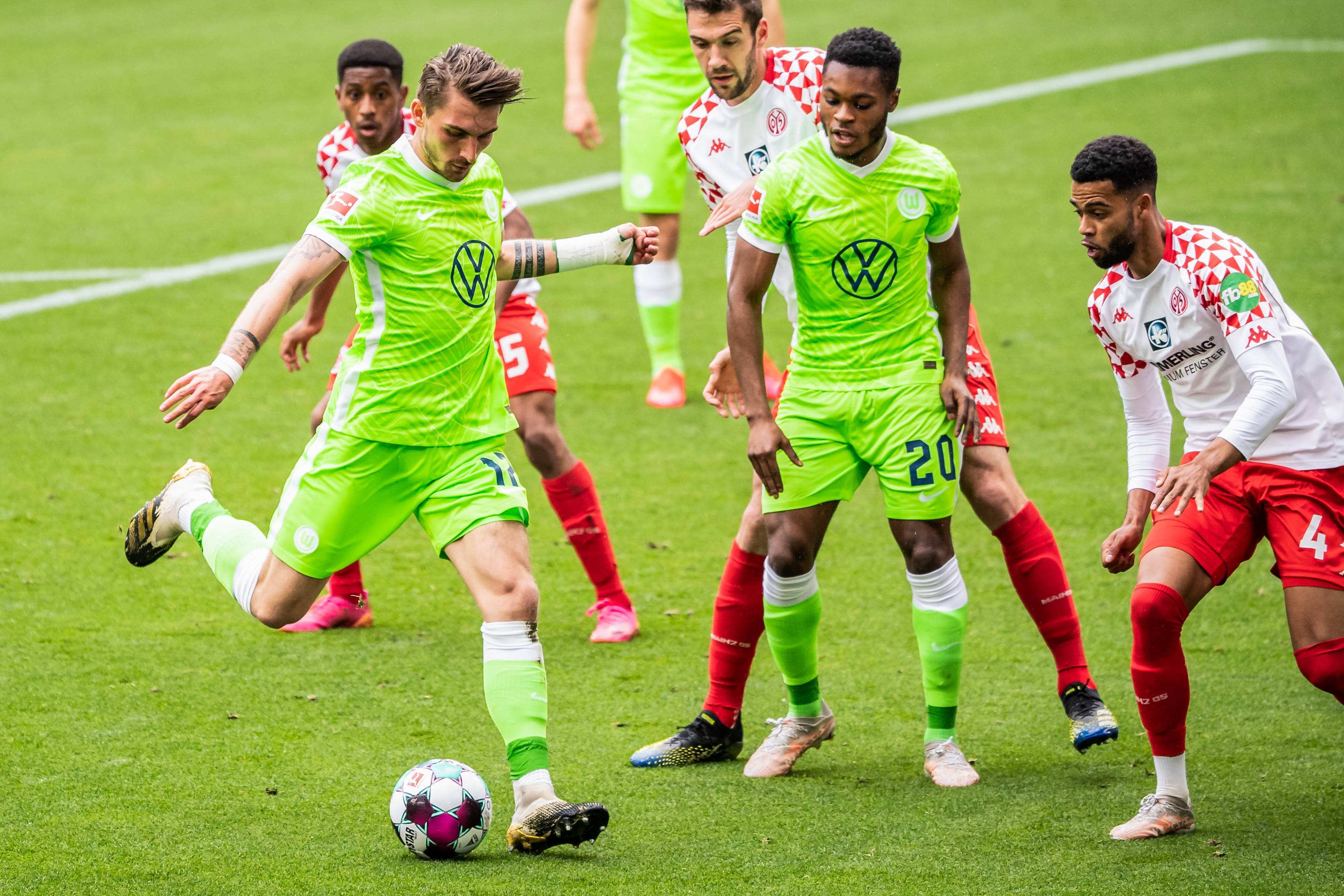 沃尔夫斯堡队主场击败对手,完成关键胜利加分,势不可挡的简单介绍 沃尔夫斯堡队主场击败对手,完成关键胜利加分,势不可挡的简单介绍