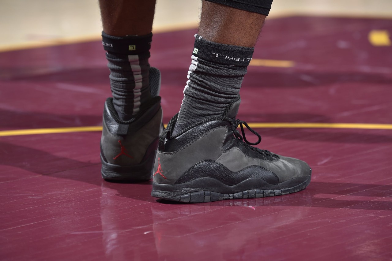 广州队碾压国王，欧文带队取胜