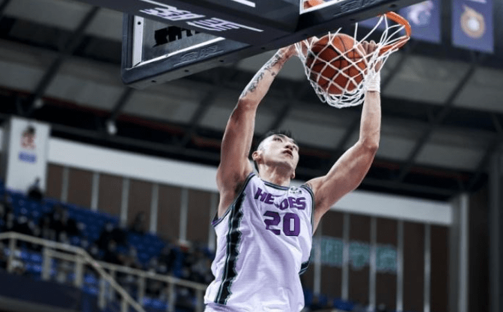 青岛队鏖战掘金,陶汉林带队取胜 青岛队鏖战掘金,陶汉林带队取胜