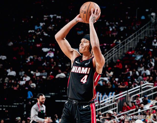 包含吉林队力克深圳队,范弗利特刷新纪录的词条 包含吉林队力克深圳队,范弗利特刷新纪录的词条