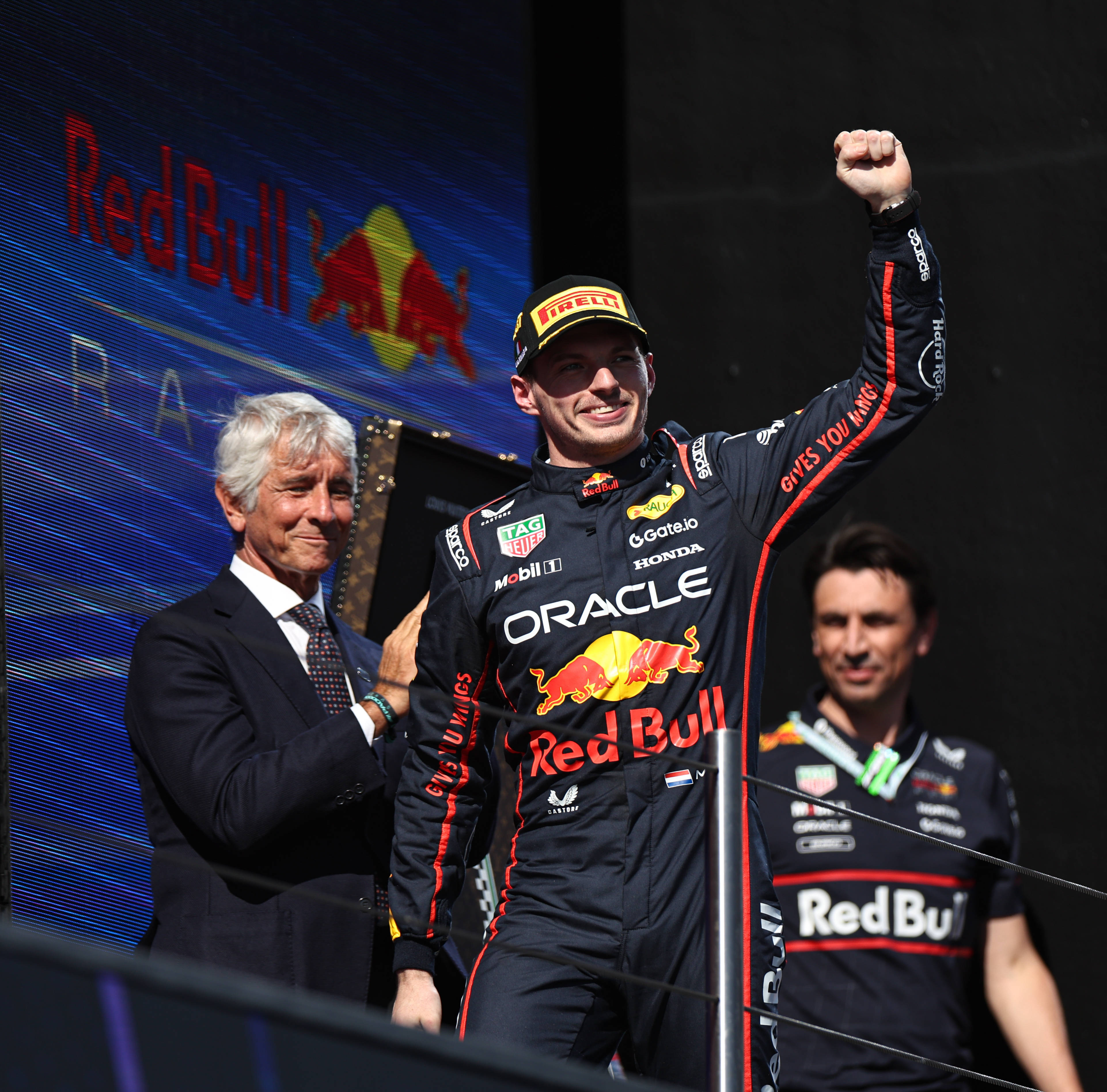 法拉利翻盘哈斯车队,维斯塔潘扛起全队的简单介绍 法拉利翻盘哈斯车队,维斯塔潘扛起全队的简单介绍