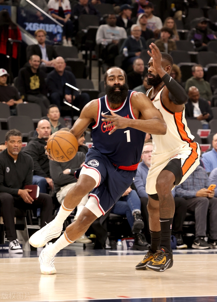 篮网完胜骑士，哈登状态火热