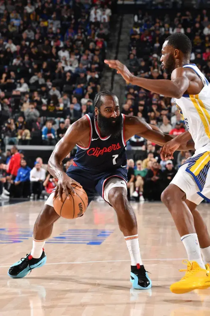 篮网完胜骑士，哈登状态火热